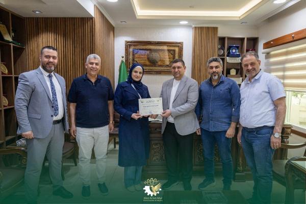 الإنسان أساس النجاح  غرفة صناعة حماة تحتفي بموظفيها