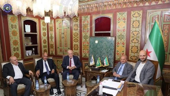 تعزيز التعاون الصناعي والدوائي بين سوريا والعراق آفاق وفرص استثمارية جديدة