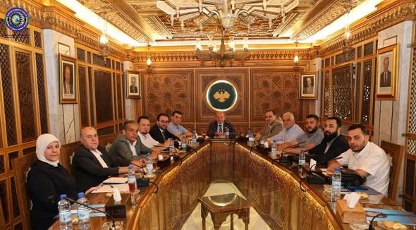 غرفة صناعة دمشق وريفها تبحث تذليل عقبات الإنتاج وتستعرض نتائج اللقاء الرئاسي