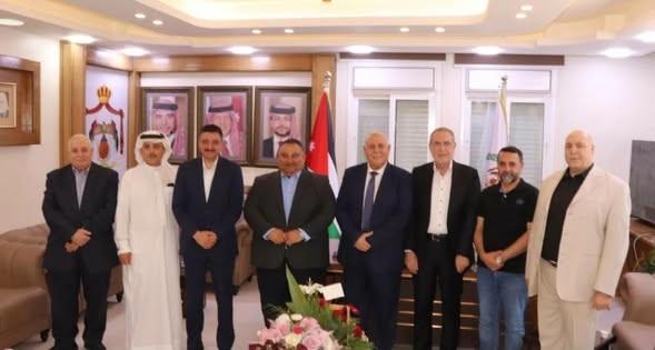 رئيس غرفة تجارة وصناعة درعا يلتقي محافظ إربد لتعزيز التعاون ودعم الاستثمارات