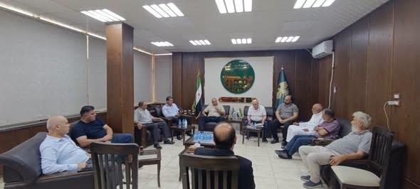 مجلس إدارة غرفة تجارة وصناعة درعا يناقش واقع عمل الغرفة وشؤون القطاع التجاري والصناعي