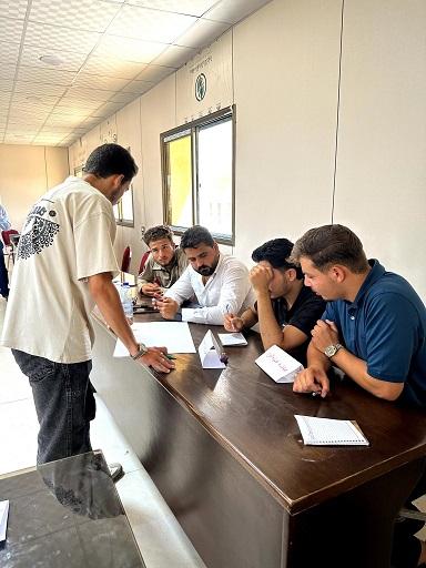 بالتعاون بين غرفة تجارة وصناعة درعا وجمعية رؤيا.. بدء فعاليات الدورة التدريبية  القائد الفعال 