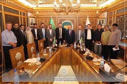 مباحثات سورية باكستانية لتعزيز الاستثمار وإعادة الإعمار في معرض دمشق الدولي