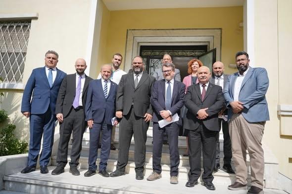 مشروع حياكة الأمل... اجتماع سوري إيطالي ودولي في دمشق لتطوير قطاع الغزل والنسيج